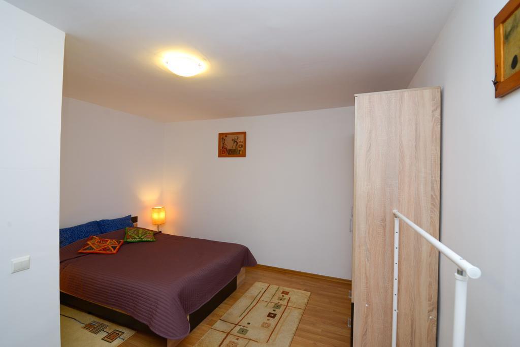 Otopeni Therme Airport Apartment Bilik gambar