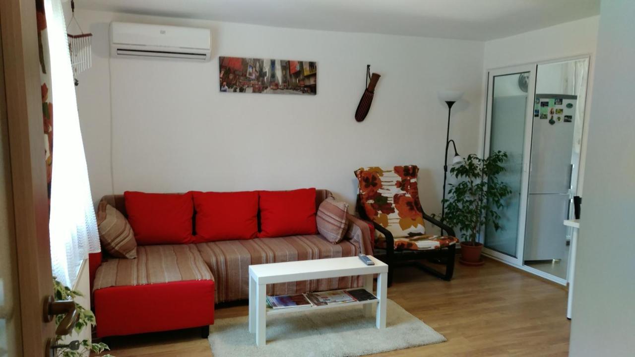 Otopeni Therme Airport Apartment Luaran gambar